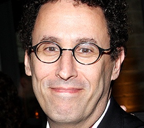 Tony Kushner's Intelligent Homosexual's Guide Delays Previews by One Day