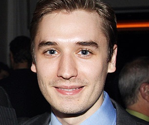 Complete Cast of War Horse Includes Seth Numrich, Matt Doyle, Peter Hermann & More