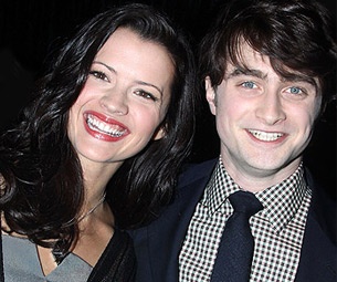 Rose Hemingway on Her 'Strong Chemistry' With How to Succeed Co-Star Daniel Radcliffe