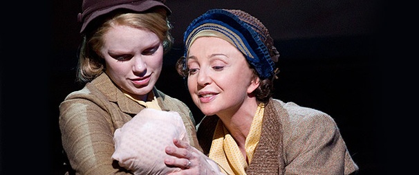 People in the Picture Star Donna Murphy on Playing a Bubbie and Not Doing ‘The White Color Purple’