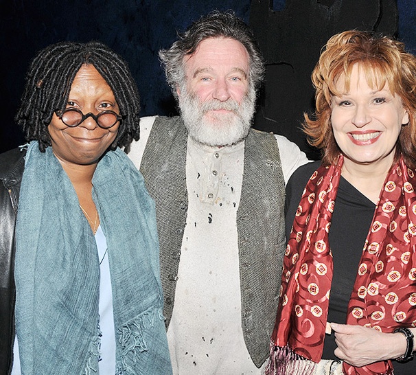 A View From the Zoo as Whoopi Goldberg and Joy Behar Visit Robin Williams at Bengal Tiger