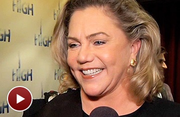 A High-Spirited Opening Night with Kathleen Turner & Co.