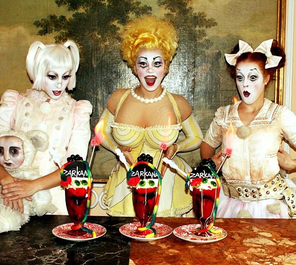 See Zarkana’s Clowns Savor Their Namesake Sundae at Serendipity 3