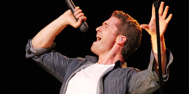 An Exclusive Post-Concert Chat with Glee's Matthew Morrison: 'It's Good to Be Home'