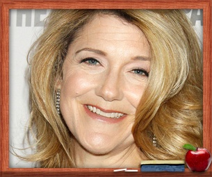 Sister Act’s Victoria Clark Shares Her Bra-Related High School Regrets