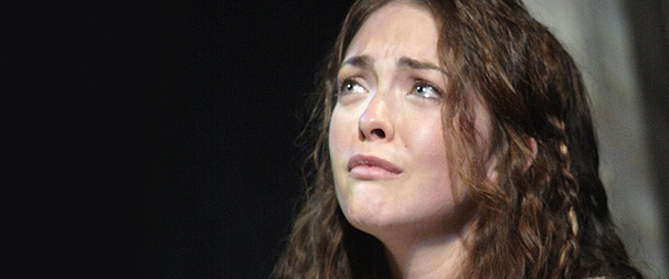 Elisabeth Hopper on Her Life-Changing Role as Ralph Fiennes' Daughter in London's The Tempest
