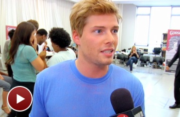 Watch Hunter Parrish and Co. Spread the Word of Godspell in Rehearsal