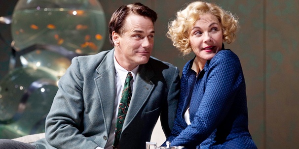 A Glamorous First Look at Kim Cattrall and Paul Gross in Private Lives