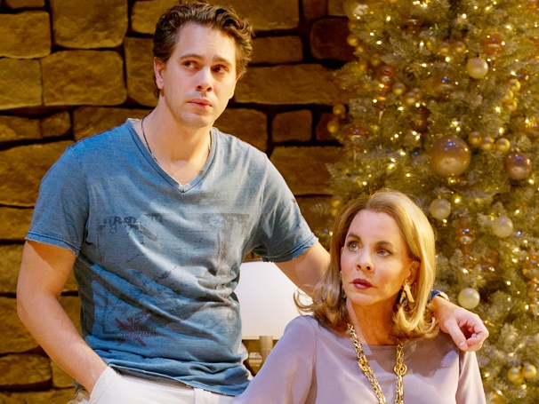 Thomas Sadoski to Depart Other Desert Cities; Stockard Channing & More Extend Run
