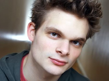 Spring Awakening Vet Andrew Durand & More Set to Join Broadway Cast of War Horse