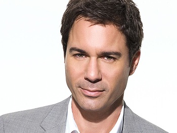 The Best Man Star Eric McCormack Is Taking Your Questions!