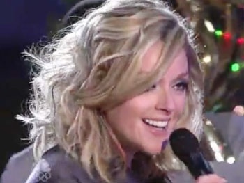 Broadway Holiday Flashback! Jane Krakowski Eagerly Awaits 'The Man With the Bag'
