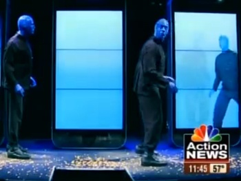 Watch the Stars of the Blue Man Group National Tour Discuss How They Keep the Show Fresh