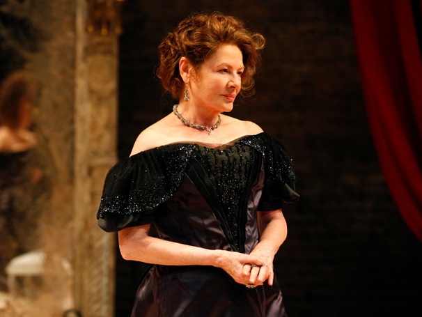 The Cherry Orchard, Starring Dianne Wiest, Gets Second Off-Broadway Extension