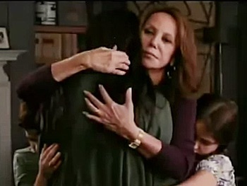 Watch Relatively Speaking's Marlo Thomas as Miley Cyrus' Grandma in Trailer for LOL