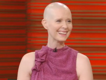 Wit's Cynthia Nixon Discusses the Joys of Her Daily Shave on Live! With Kelly