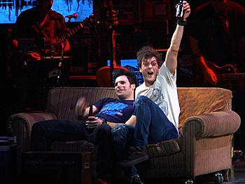 Watch Audiences Sing the Praises of ‘Awesome’ American Idiot