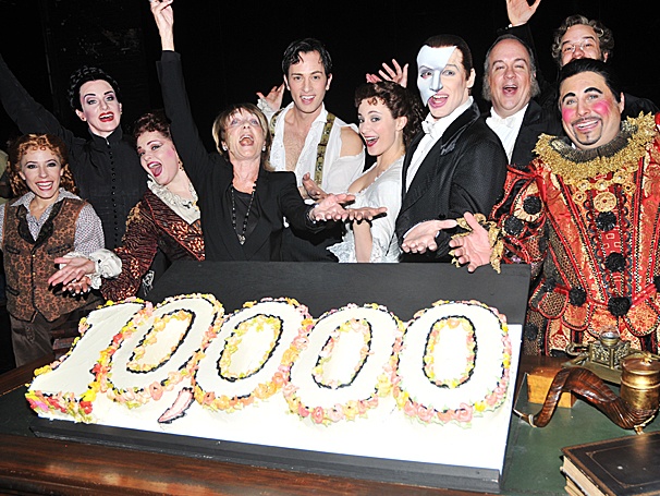 Bravo! Hugh Panaro & the Cast of The Phantom of the Opera Celebrate 10,000 Shows on Broadway