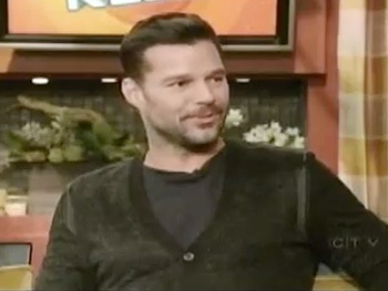 Ricky Martin Dishes About Evita and Glee Along with Nicki Minaj on Live! With Kelly 