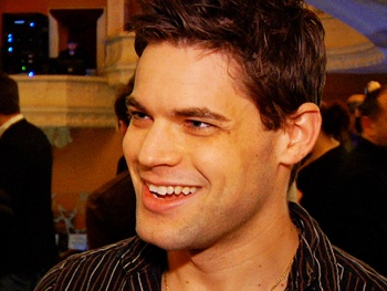 Jeremy Jordan and the Newsies Company Spread the Word on Their Hot New Show