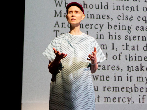Wit’s Cynthia Nixon on Her ‘WASPy Machismo’ and Why She Hasn’t Owned a TV Since 1986