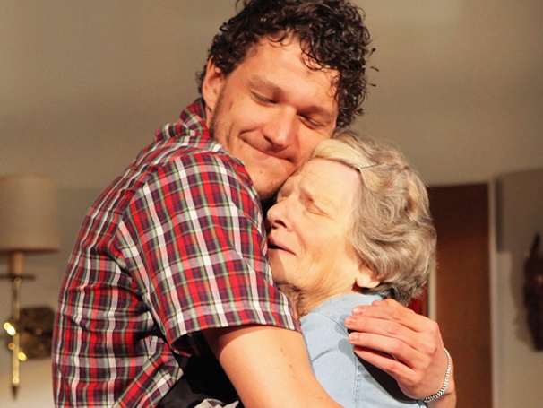Lincoln Center Theater’s Family Drama 4000 Miles Extends
