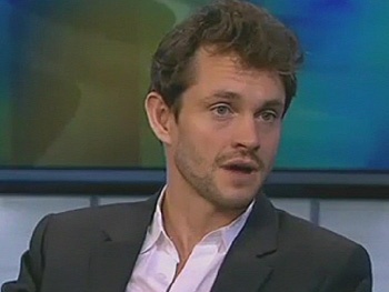 Watch Venus In Fur Star Hugh Dancy Dish About Wife Claire Danes on CBS News