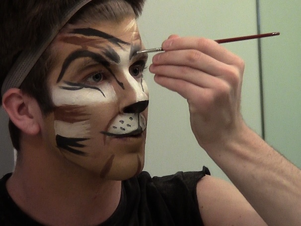 Backstage at Cats with Chris Stevens Episode 3: Becoming a Cat