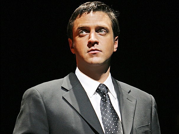 Weekend Poll Top Three: Fans Rank Their Favorite Musical Numbers from Leap of Faith Star Raúl Esparza