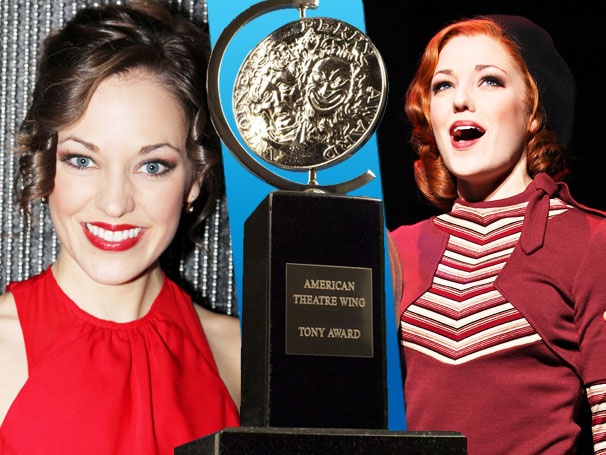 Bonnie & Clyde Nominee Laura Osnes Texts with Sutton Foster, Cries and Bakes Doggie Cupcakes