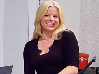 Watch Smash’s Megan Hilty and Rachel York  in Rehearsal for Gentlemen Prefer Blondes at Encores! 