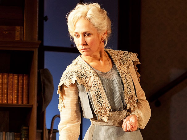 Laurie Metcalf on Her Triumphant London Star Turn in Long Day’s Journey Into Night