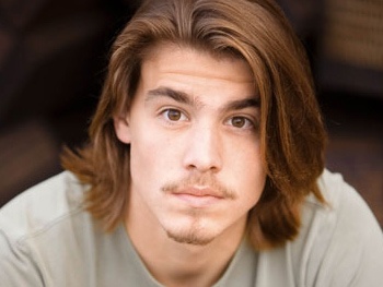 Andrew Veenstra to Lead War Horse National Tour; Complete Casting Announced