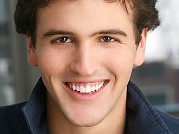 Last Call! Off-Broadway’s Zelda at the Oasis Sets Closing Date