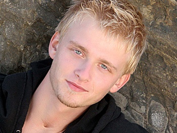 Anthony Fedorov and Natalie Wachen Join Off-Broadway's Rent