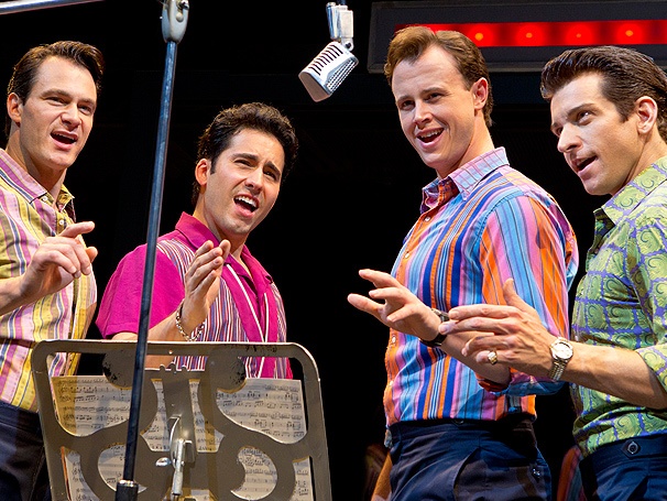 Back in Jersey! Take a First Look at the Return of Tony Winner John Lloyd Young in Jersey Boys