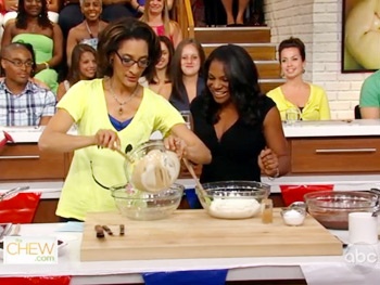 Porgy and Bess' Audra McDonald Fulfills Her New Year's Resolution on The Chew