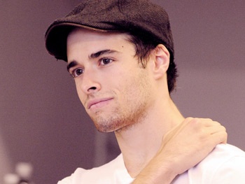 Newcomer Corey Cott Begins Run as Newsies' Leading Man