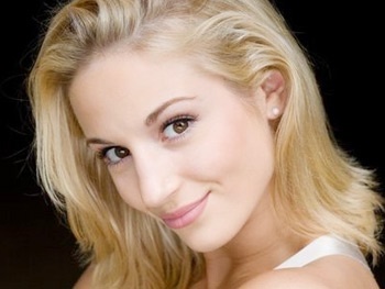 Jessica Lee Goldyn, Rachelle Rak & More to Lead A Chorus Line at Paper Mill Playhouse
