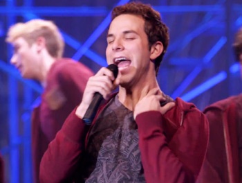 Watch Spring Awakening’s Skylar Astin Cover Flo Rida in Pitch Perfect
