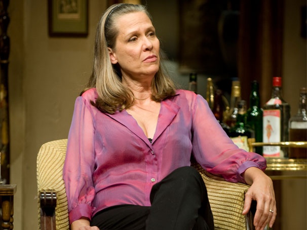 Amy Morton on Passing the Torch to Julia Roberts, Bonding with George Clooney & Tackling Virginia Woolf