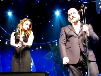 Watch Les Miserables Movie Stars Russell Crowe and Samantha Barks Team Up for NYC Concert