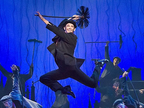 Mary Poppins Tour Star Con O’Shea-Creal Explains How to Find the Best Chinese Food on the Road and More Tips