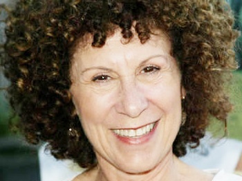 Rhea Perlman to Join Former Cheers Co-Star Kirstie Alley on New Broadway-Themed Sitcom Giant Baby