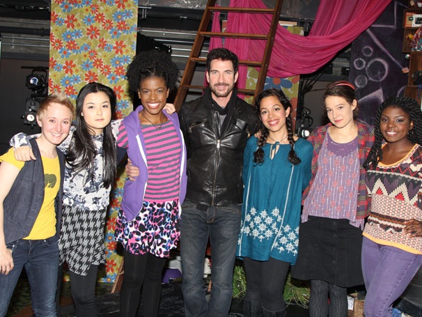 Dylan McDermott Gets in Touch with His Inner Emotional Creature 