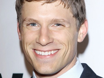 Parenthood Star Matt Lauria & More Join Zosia Mamet in Off-Broadway’s Really Really