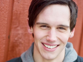 Cory Michael Smith to Join Emilia Clarke in Broadway's Breakfast At Tiffany's