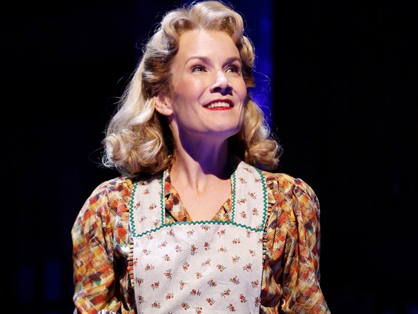 A Christmas Story's Erin Dilly on Remembering Nora Ephron, Laughing with Kristin Chenoweth & the 'Broadway Moms Club'