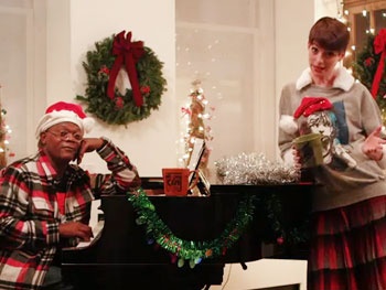 Watch Anne Hathaway and Samuel L. Jackson Go Head to Head in a Funny or Die Holiday 'Sad-Off'