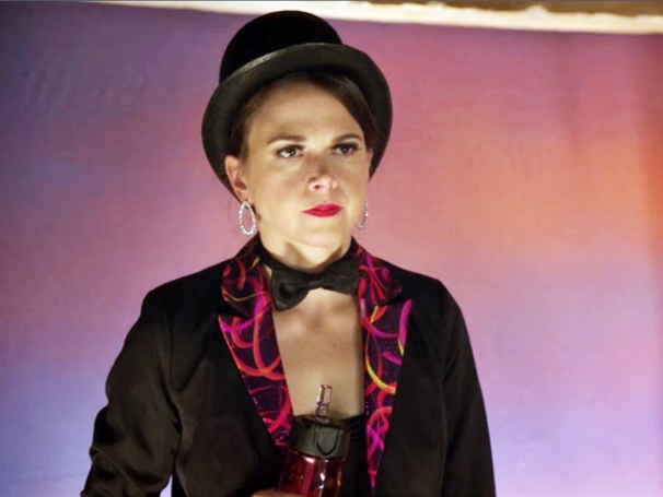 Barre Hopping: Sutton Foster Makes a Magical Return to TV’s Bunheads